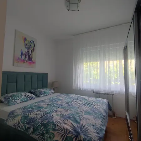 Apartamento With Garage *